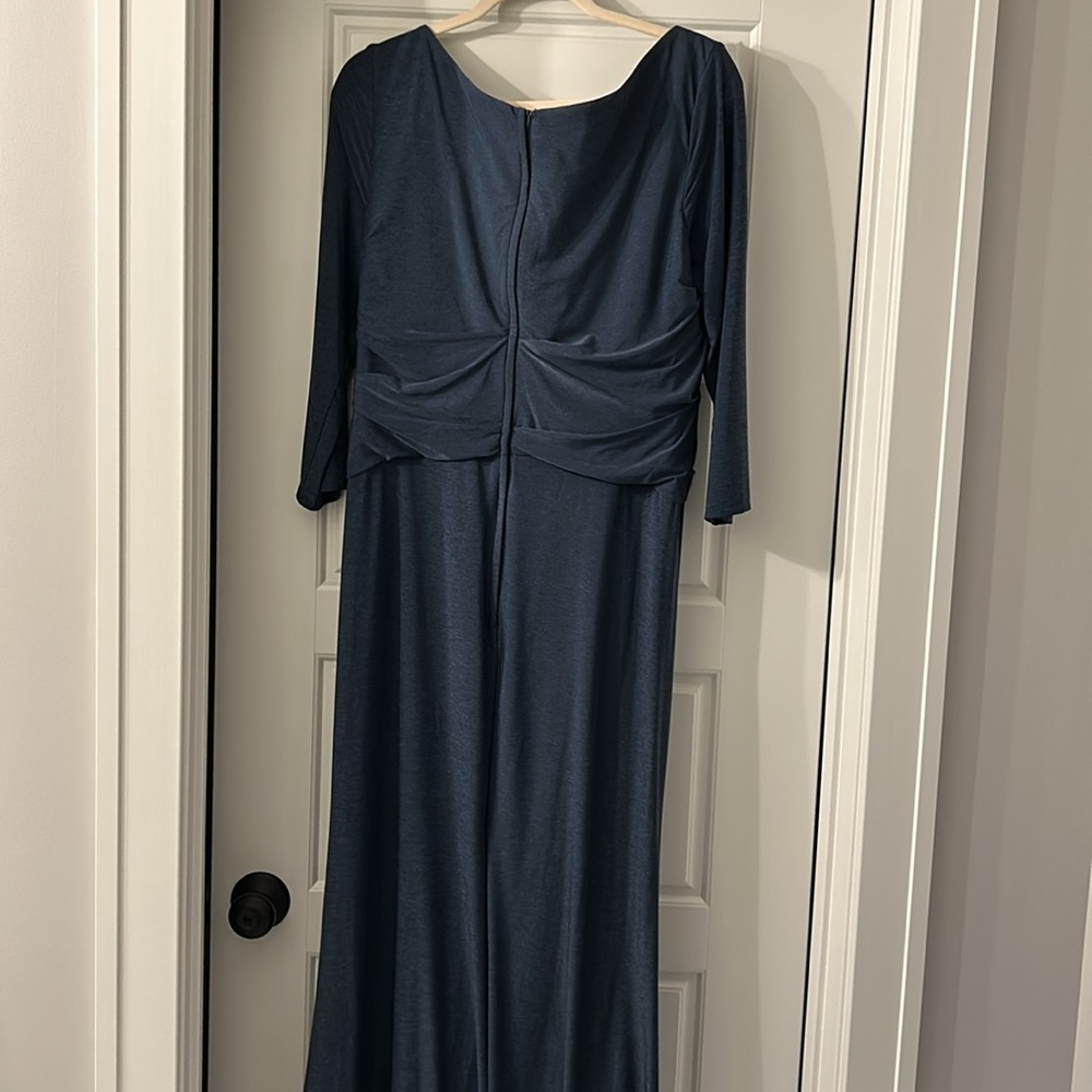 NWT. LaFemme long dress. - Picture 4 of 8